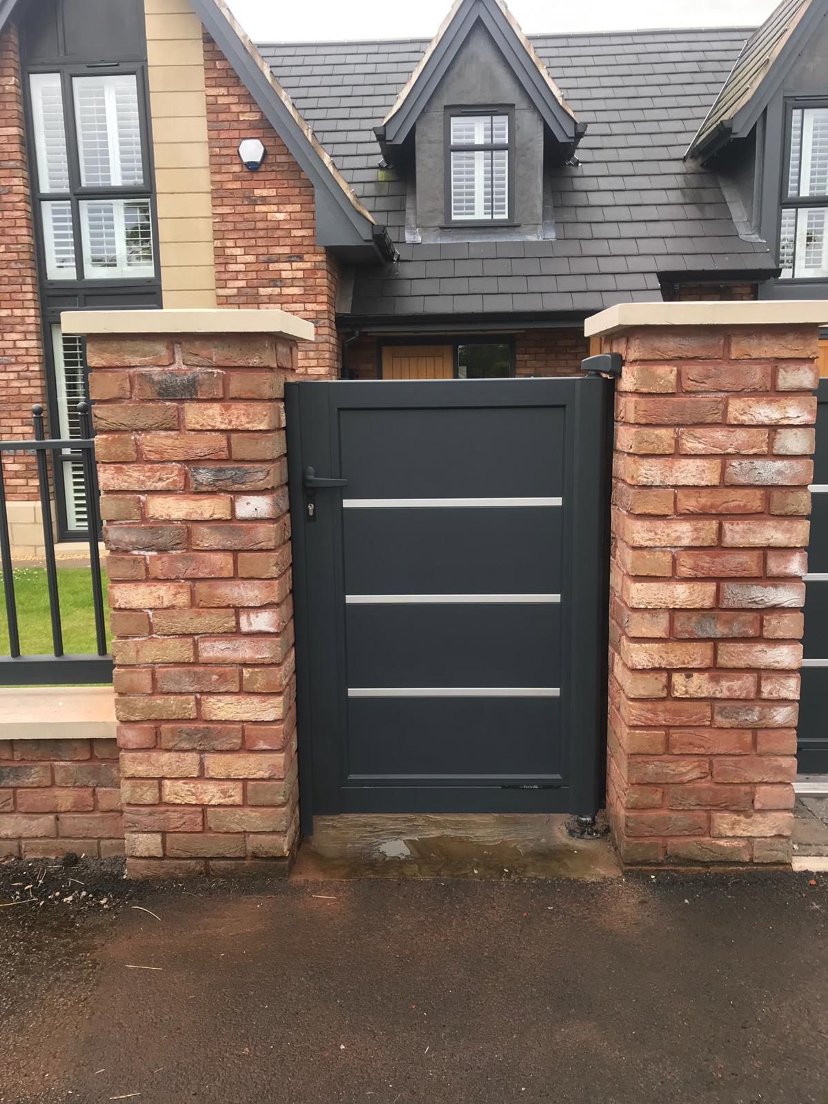 Single Aluminium Gate