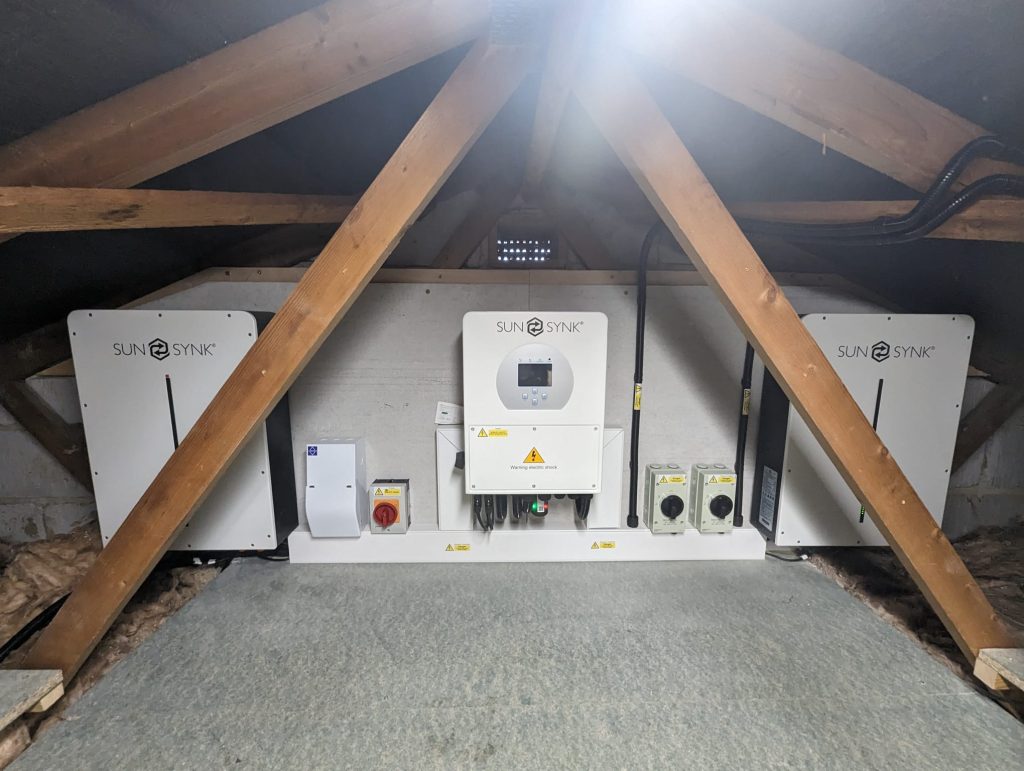 wall mounted solar batteries
